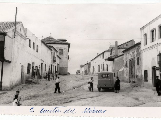 Calle del Alcázar de Pantoja hacia 1960. / EC